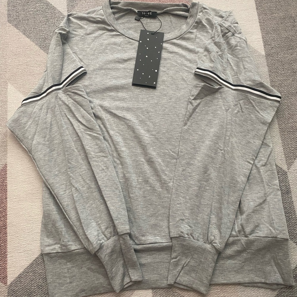 Terez Heather Gray Long Sleeve with Cut Out and Stripe Accents